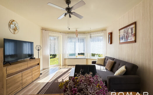 *Zadbany dom z piękną i dużą działką*