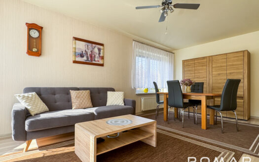 *Zadbany dom z piękną i dużą działką*