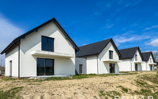*Na sprzedaż nowe atrakcyjne domy*