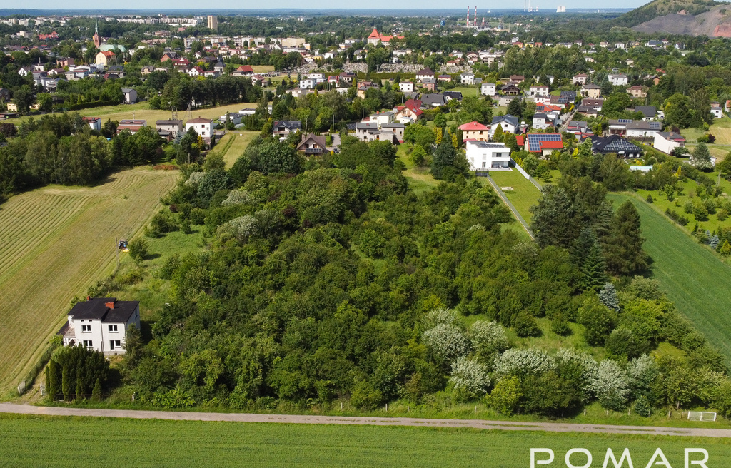 *Działka budowlana – spokojna i zielona okolica*
