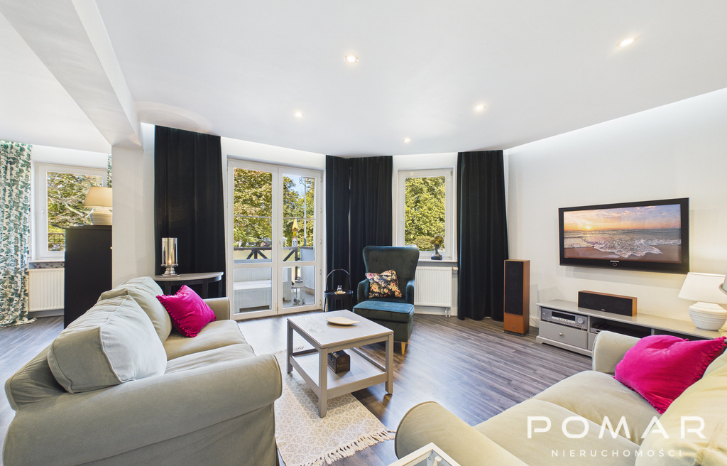 PRZESTRONNE 107 M² | 4 POKOJE | 2 LOGGIE | DUŻY GARAŻ